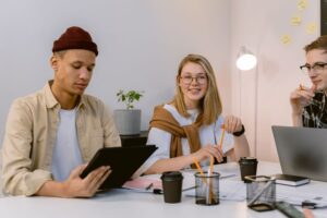 Flo App Erfahrungen: Zykluskalender, Datenschutz und Premium
